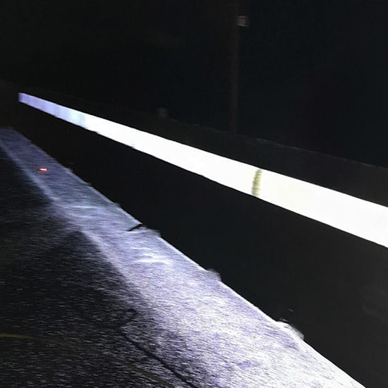 Vertical Reflective Street Markings