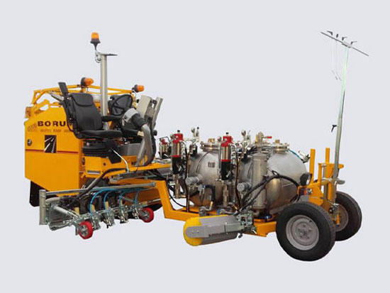 Borum Master 5000 CA Road Marking Machine