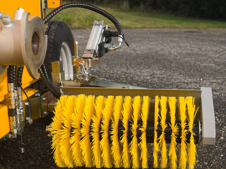 Hydraulic Broom
