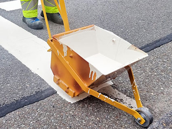 Manual Thermoplastic Screed Box