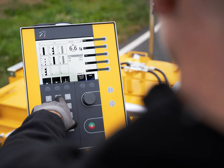 Borum Master 2500 CA Road Marking