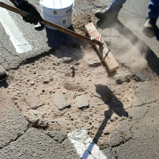Pothole Repair Mortar application step 1