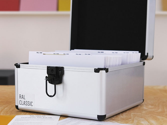 RAL 840-HR Colour Primary Standard Set