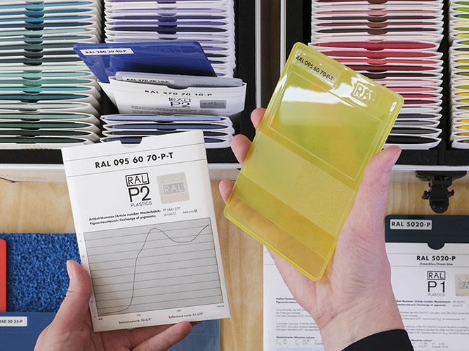 RAL P1 + P2 Plastic Colour Sample Set