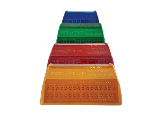 Raised Reflective Pavement Markers img